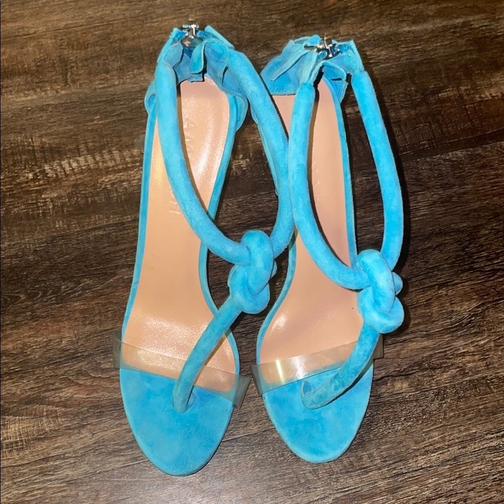 Elegant Blue Stiletto Heels with Ankle Strap - Picture 3 of 4